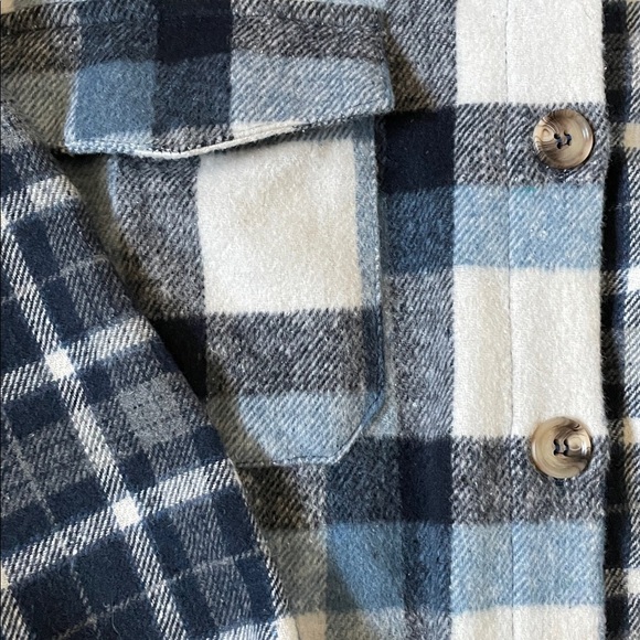 NWT New In Soft Thick Flannel Plaid Shacket - Picture 3 of 5
